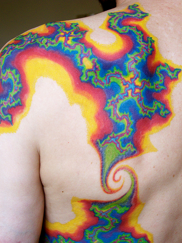 Illustration for article titled Fractal tattoos